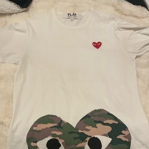 comme des garcons play t-shirt size M